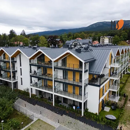 Ms Pro Premium Belle View Z Mini 斯克拉斯卡波伦巴